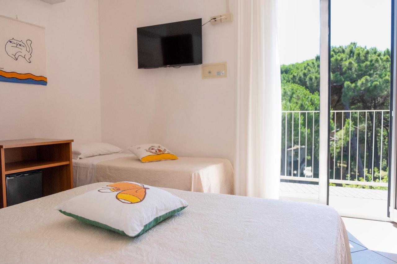 Hotel Orsa Maggiore Milano Marittima Bagian luar foto
