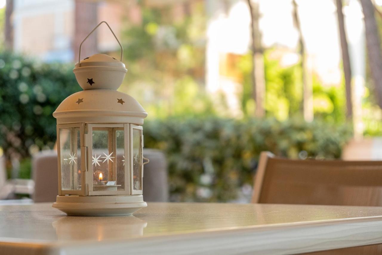 Hotel Orsa Maggiore Milano Marittima Bagian luar foto