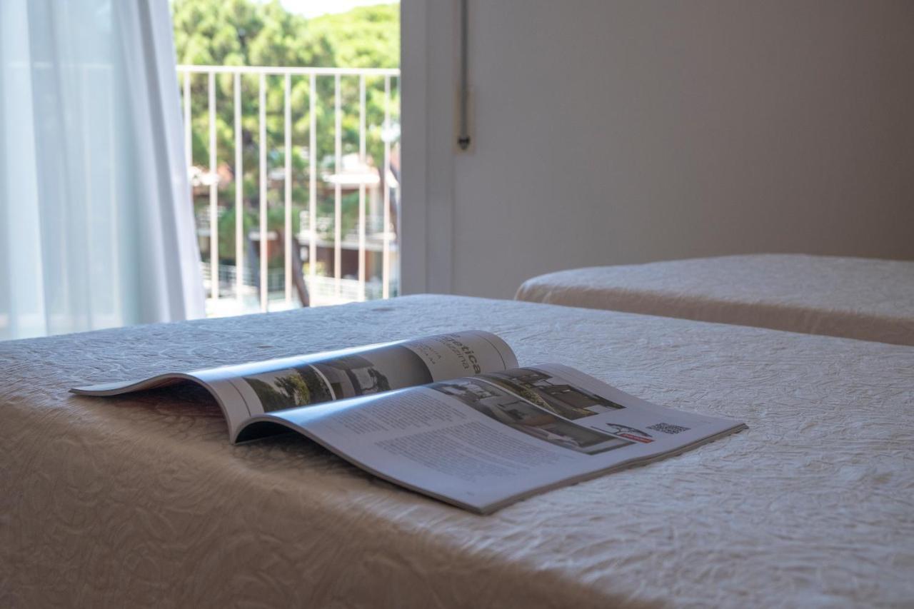 Hotel Orsa Maggiore Milano Marittima Bagian luar foto